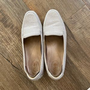 Clarks Keesha Luca Loafer (Taupe Linen 8)